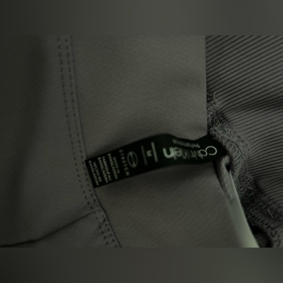 Calvin Klein Shorts - Picture 2 of 3